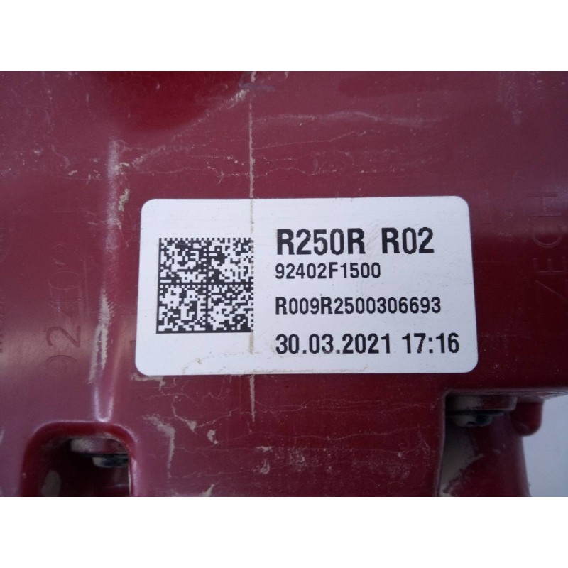 Recambio de piloto trasero derecho para kia sportage drive 2wd referencia OEM IAM R250RR02 92402F1500 E2-B5-49-1