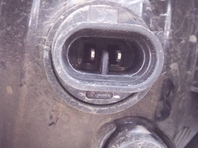 Recambio de faro antiniebla izquierdo para hyundai ix35 tecno 2wd referencia OEM IAM   E2-B5-48-2