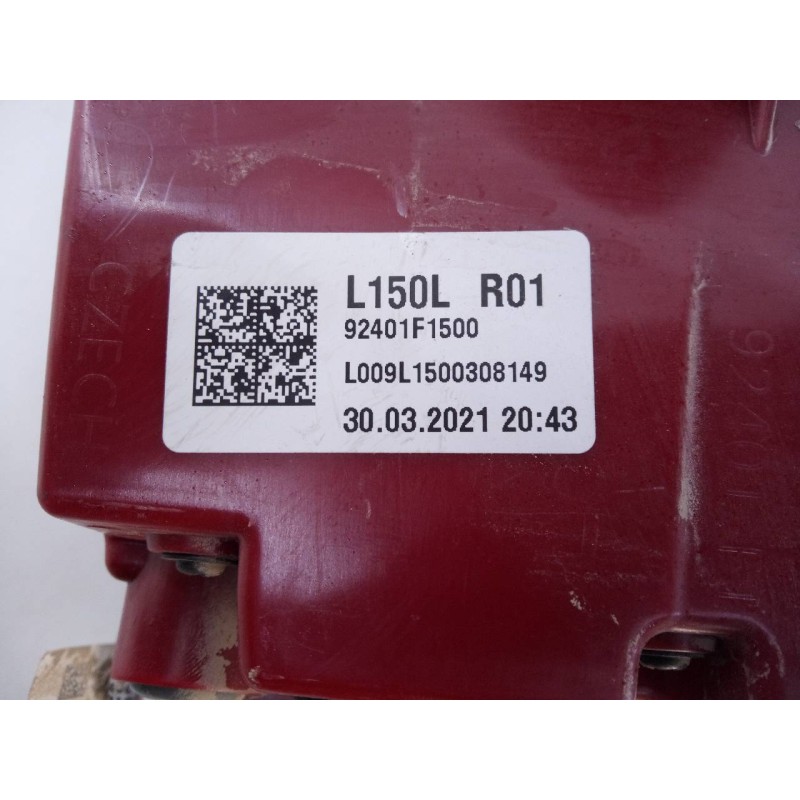 Recambio de piloto trasero izquierdo para kia sportage drive 2wd referencia OEM IAM L150LR01 92401F1500 E2-B5-44-2