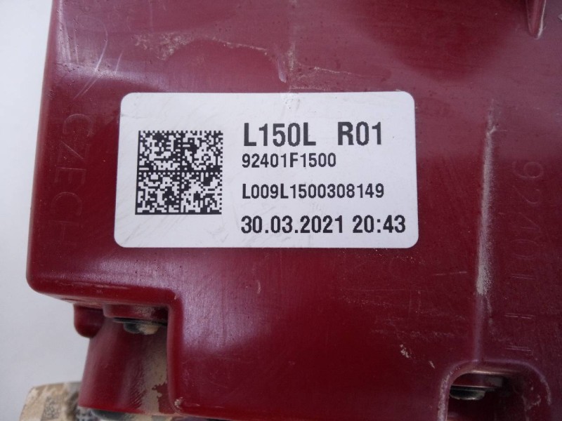 Recambio de piloto trasero izquierdo para kia sportage drive 2wd referencia OEM IAM L150LR01 92401F1500 E2-B5-44-2