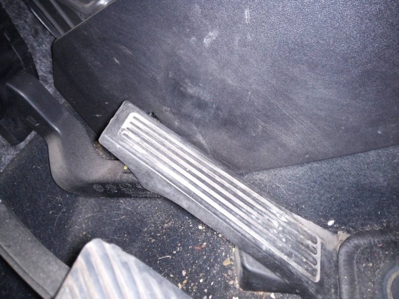 Recambio de pedal acelerador para hyundai ix35 tecno 2wd referencia OEM IAM JIB1132B 3270025100 