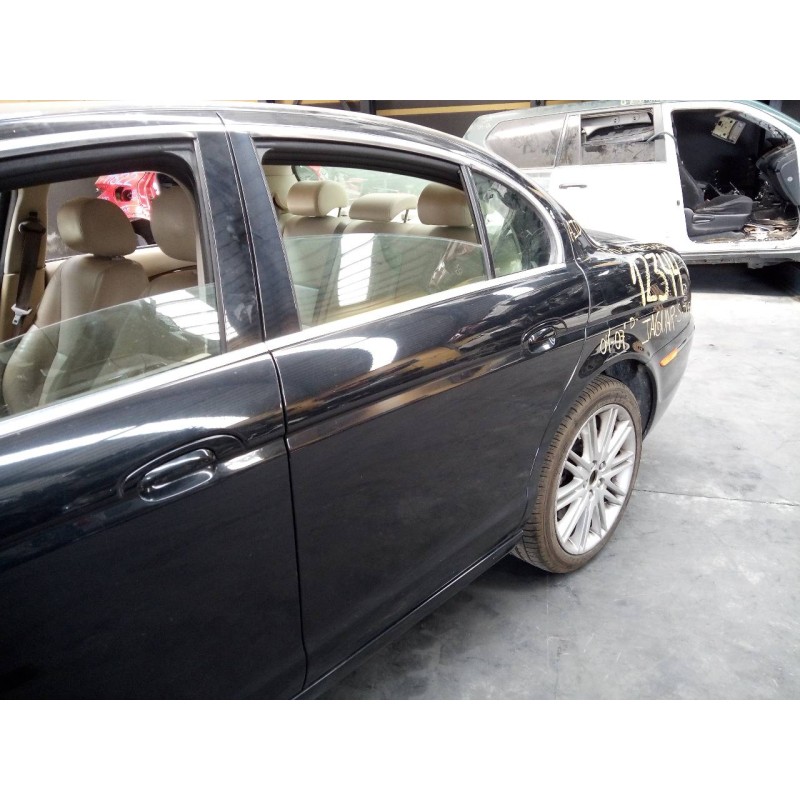 Recambio de puerta trasera izquierda para jaguar s-type 2.7 v6 diesel classic referencia OEM IAM   