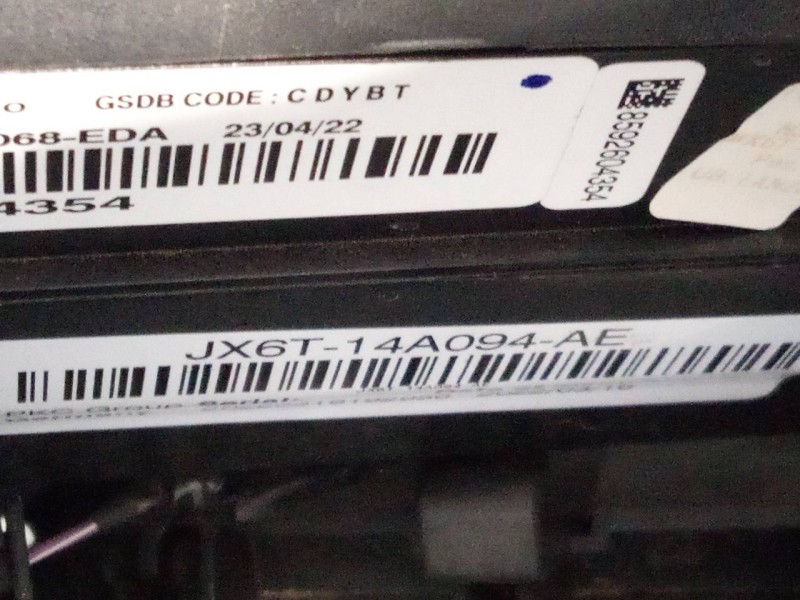 Recambio de caja reles / fusibles para ford kuga titanium referencia OEM IAM 8592604354  