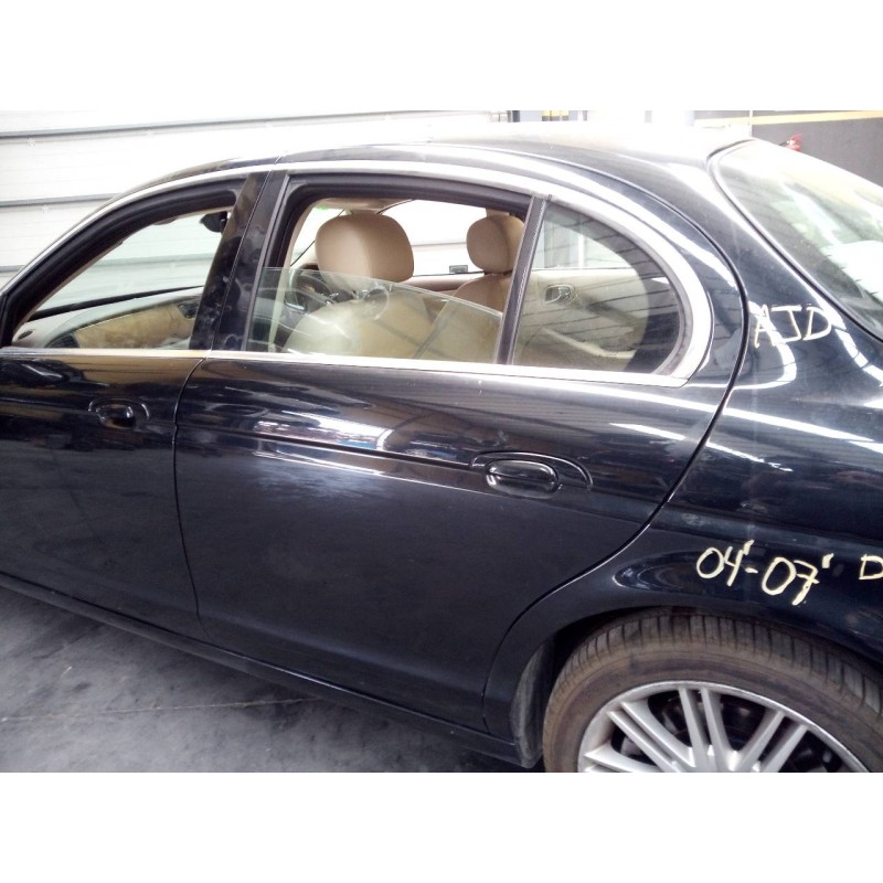 Recambio de puerta trasera izquierda para jaguar s-type 2.7 v6 diesel classic referencia OEM IAM   