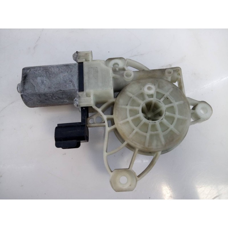 Recambio de motor elevalunas delantero derecho para ford puma st-line referencia OEM IAM 089347102  E2-B3-55-1