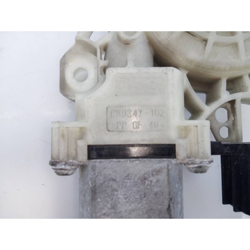 Recambio de motor elevalunas delantero derecho para ford puma st-line referencia OEM IAM 089347102  E2-B3-55-1