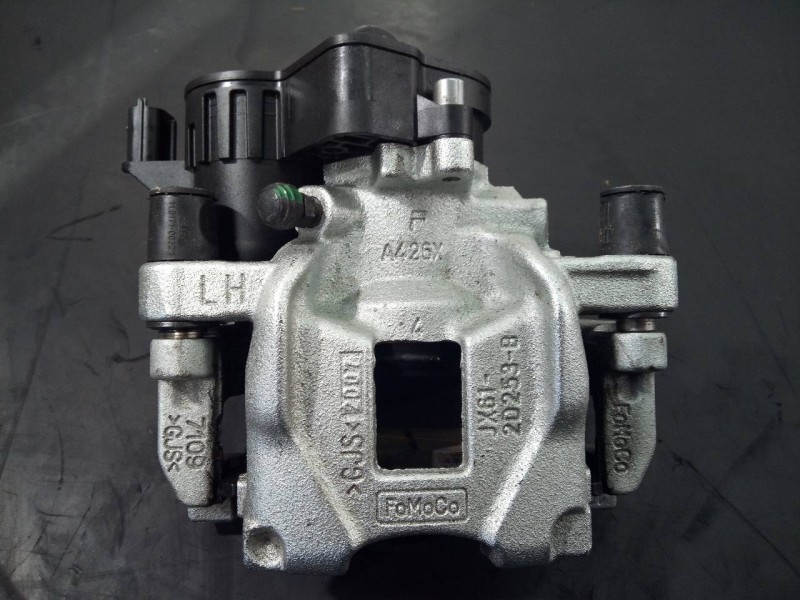 Recambio de pinza freno trasera izquierda para ford kuga titanium referencia OEM IAM LX6120251BED  P1-B5-37