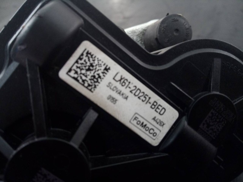 Recambio de pinza freno trasera izquierda para ford kuga titanium referencia OEM IAM LX6120251BED  P1-B5-37