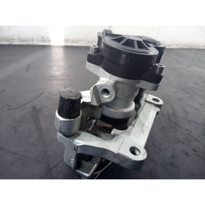 Recambio de pinza freno trasera izquierda para ford kuga titanium referencia OEM IAM LX6120251BED  P1-B5-37
