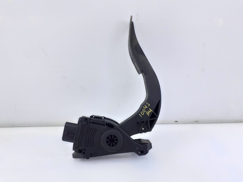 Recambio de pedal acelerador para audi a4 ber. (b8) advanced edition referencia OEM IAM 8K1723523 6PV00950501 E2-A1-29-7