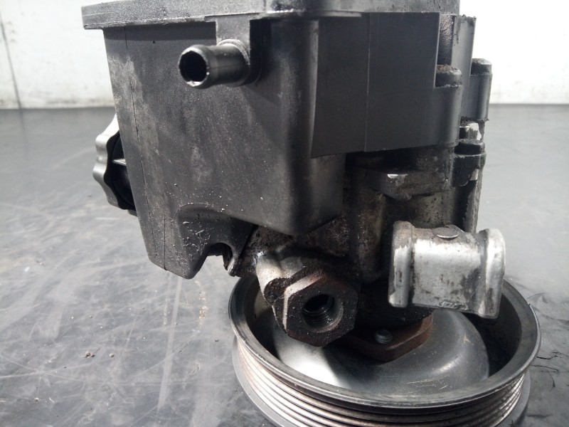 Recambio de bomba direccion para mercedes-benz viano 4matic (639) 2,2 cdi ambiente edition lang 4matic (639.813) referencia OEM 