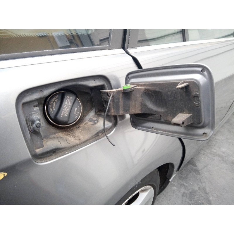 Recambio de tapa exterior combustible para bmw serie 3 touring (e91) 330d referencia OEM IAM   