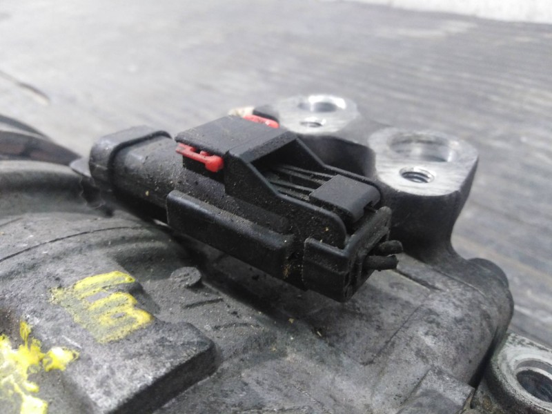 Recambio de compresor aire acondicionado para chrysler jeep cherokee (kj) referencia OEM IAM 990468  P3-B3-13-3