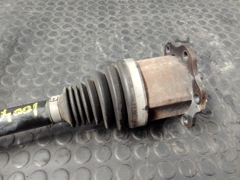 Recambio de transmision delantera izquierda para audi a4 ber. (b8) advanced edition referencia OEM IAM 8K0407271Q  P1-A6-29