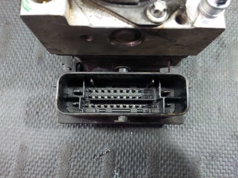 Recambio de abs para dacia duster laureate 4x2 referencia OEM IAM 0265800903 8200846463 P3-A8-13-2