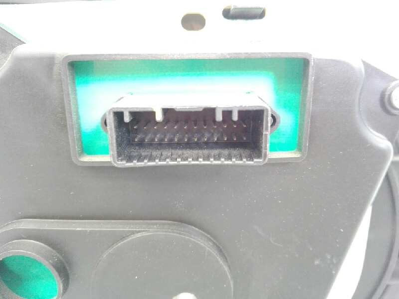 Recambio de cuadro instrumentos para dacia duster laureate 4x2 referencia OEM IAM P248100027R TE0004939R E2-A1-30-2