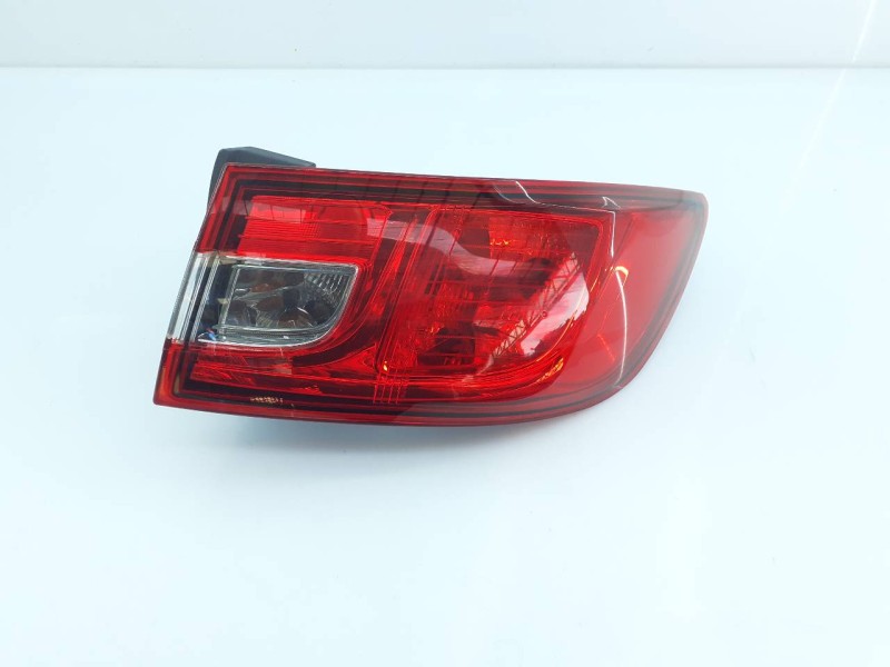 Recambio de piloto trasero derecho para renault clio iv limited referencia OEM IAM 265508846R  E1-A1-7-2