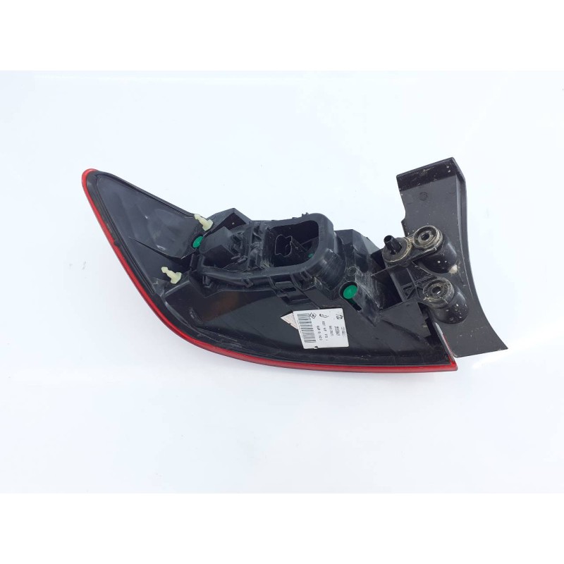 Recambio de piloto trasero derecho para renault clio iv limited referencia OEM IAM 265508846R  E1-A1-7-2