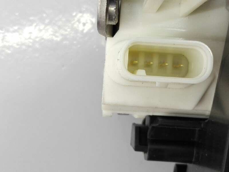 Recambio de cerradura puerta delantera derecha para mercedes-benz clase gla (w156) gla 200 cdi (156.908) referencia OEM IAM A204