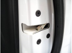 CERRADURA PUERTA DELANTERA DERECHA 