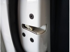 CERRADURA PUERTA DELANTERA IZQUIERDA 