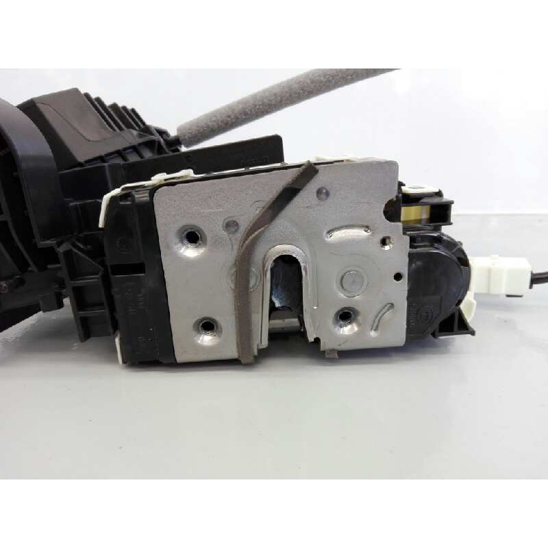 Recambio de cerradura puerta delantera derecha para mercedes-benz clase gla (w156) gla 200 cdi (156.908) referencia OEM IAM A204