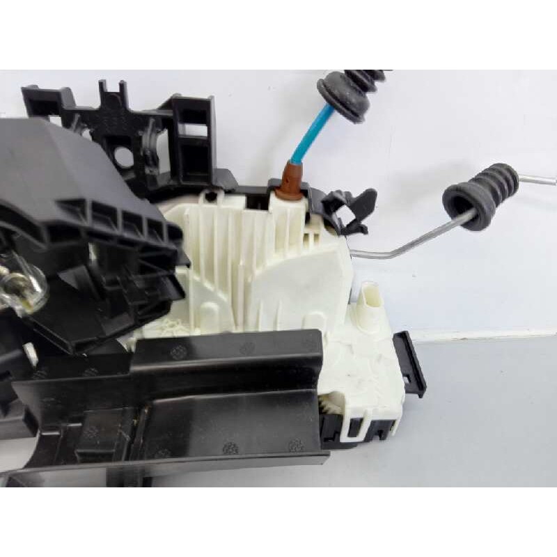 Recambio de cerradura puerta delantera izquierda para mercedes-benz clase gla (w156) gla 200 cdi (156.908) referencia OEM IAM A2