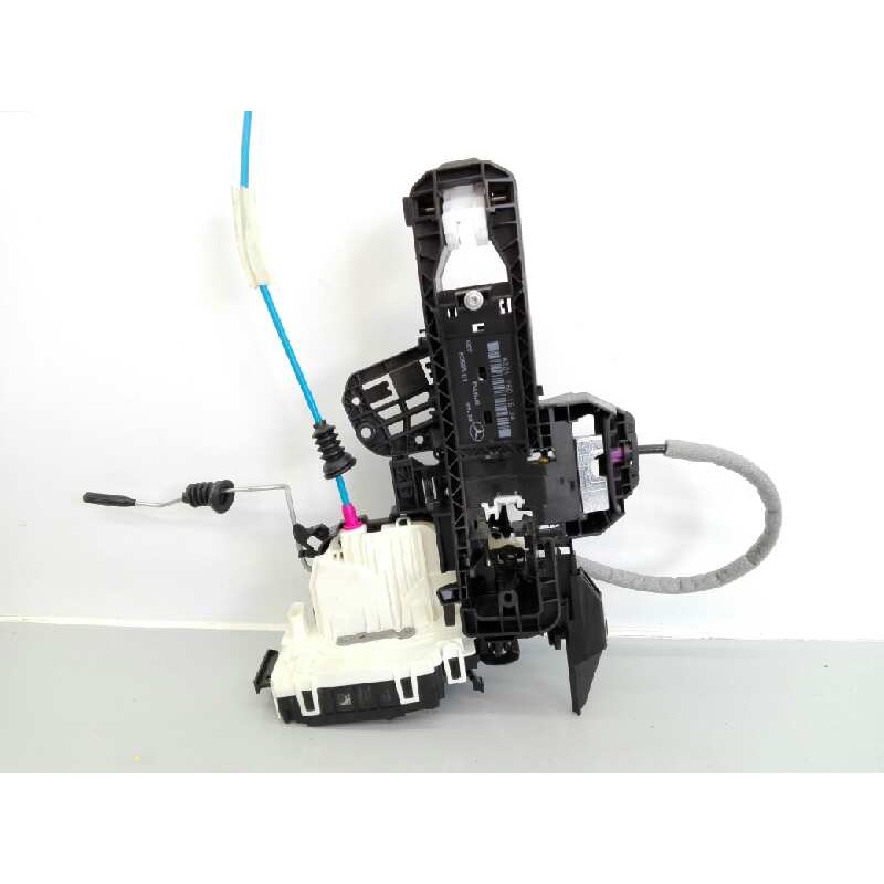 Recambio de cerradura puerta trasera derecha para mercedes-benz clase gla (w156) gla 200 cdi (156.908) referencia OEM IAM A20476