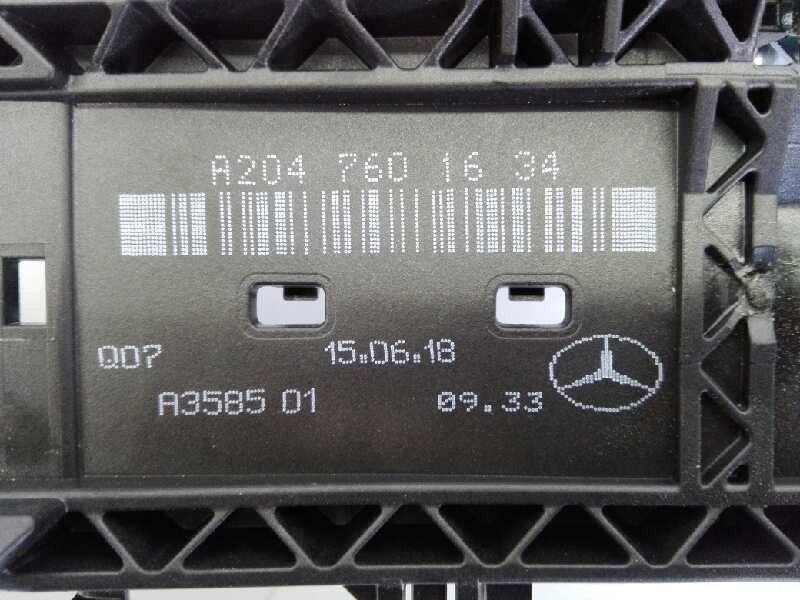 Recambio de cerradura puerta trasera derecha para mercedes-benz clase gla (w156) gla 200 cdi (156.908) referencia OEM IAM A20476