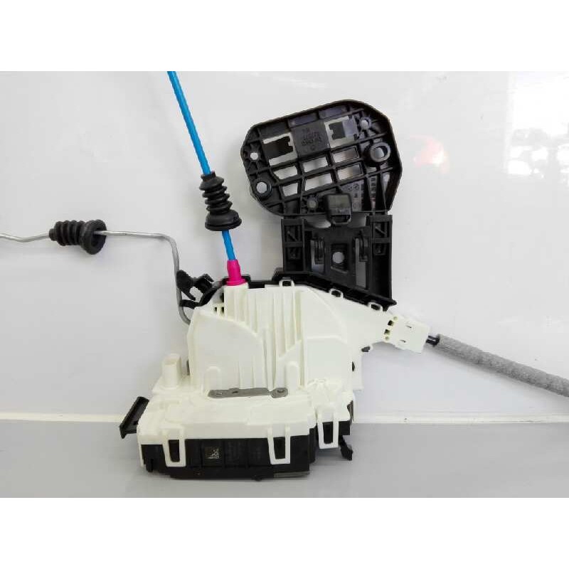 Recambio de cerradura puerta trasera derecha para mercedes-benz clase gla (w156) gla 200 cdi (156.908) referencia OEM IAM A20476