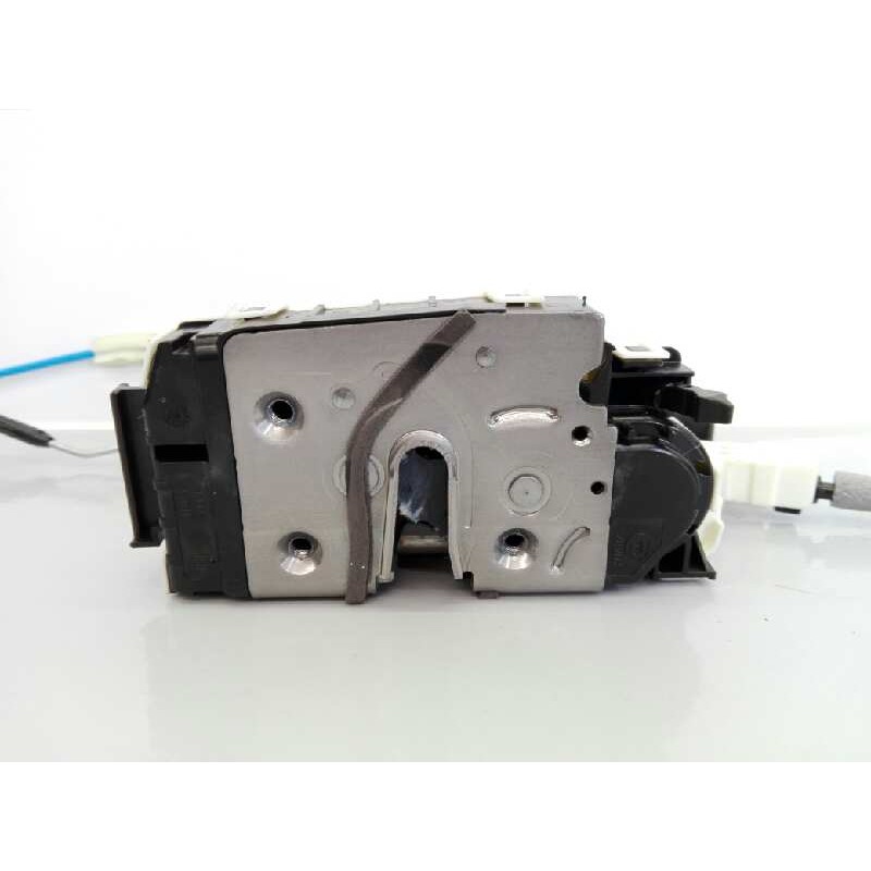 Recambio de cerradura puerta trasera derecha para mercedes-benz clase gla (w156) gla 200 cdi (156.908) referencia OEM IAM A20476
