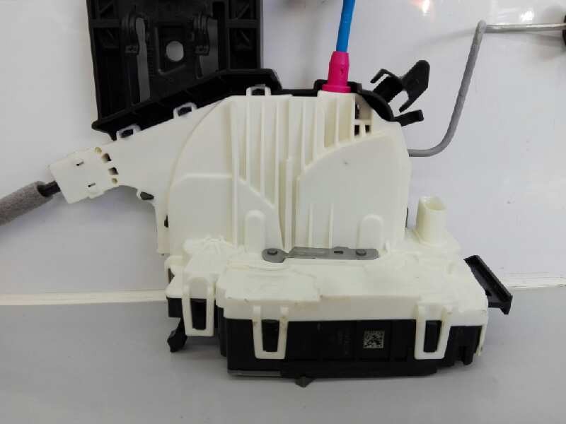 Recambio de cerradura puerta trasera izquierda para mercedes-benz clase gla (w156) gla 200 cdi (156.908) referencia OEM IAM A204