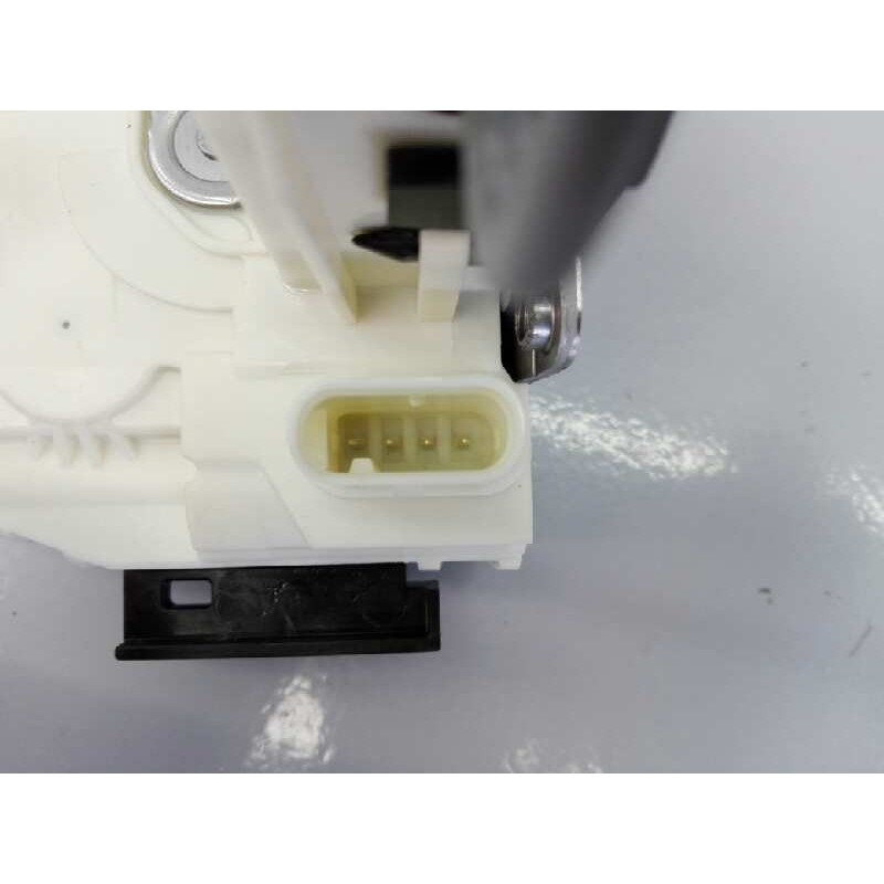 Recambio de cerradura puerta trasera izquierda para mercedes-benz clase gla (w156) gla 200 cdi (156.908) referencia OEM IAM A204