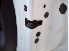 CERRADURA PUERTA TRASERA DERECHA 