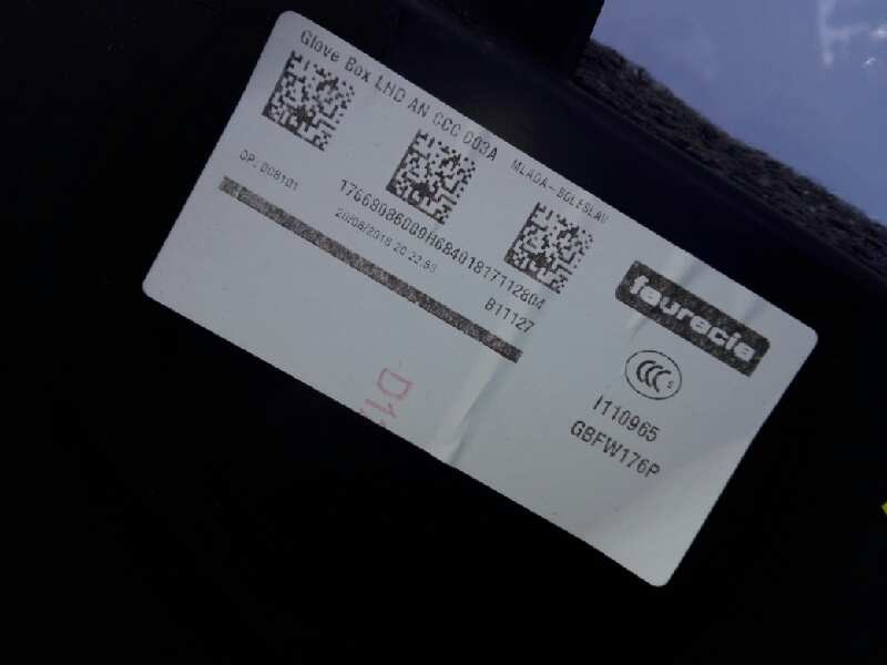 Recambio de guantera para mercedes-benz clase gla (w156) gla 200 cdi (156.908) referencia OEM IAM GH76L0XX181710546  E1-A2-23-1