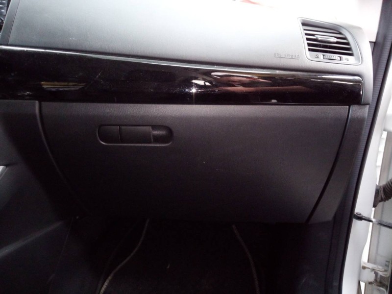 Recambio de guantera para mazda cx-5 style 2wd referencia OEM IAM   