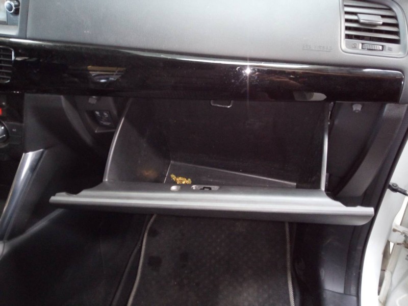 Recambio de guantera para mazda cx-5 style 2wd referencia OEM IAM   