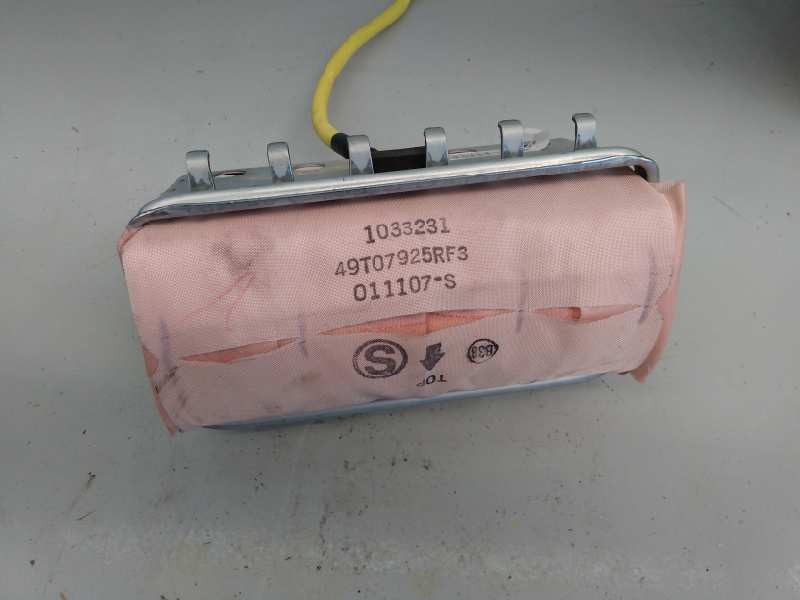 Recambio de airbag delantero derecho para subaru legacy familiar/outback b13 (bp) 2.5 sw referencia OEM IAM 49T07925RF3 1033231 