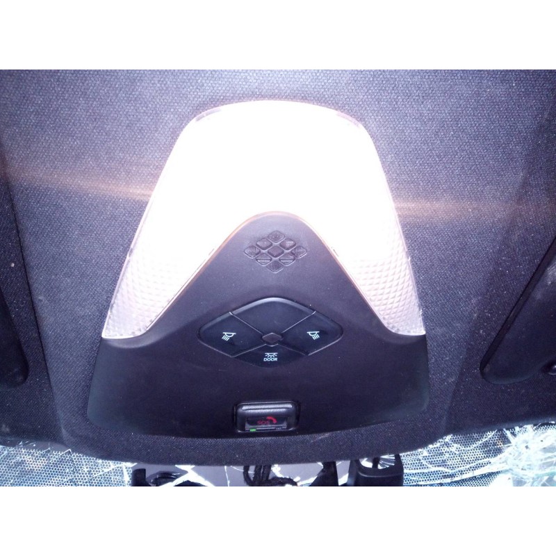 Recambio de luz interior para toyota c-hr hybrid advance referencia OEM IAM   