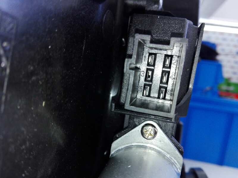 Recambio de elevalunas trasero izquierdo para mercedes-benz clase gla (w156) gla 200 cdi (156.908) referencia OEM IAM   E1-A2-22