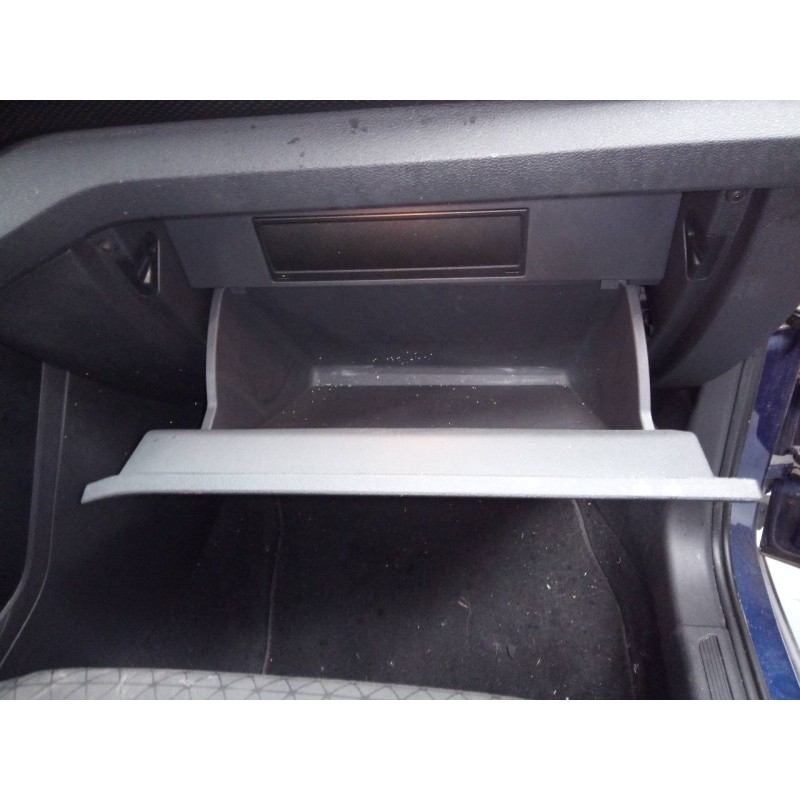 Recambio de guantera para volkswagen t-cross life referencia OEM IAM   