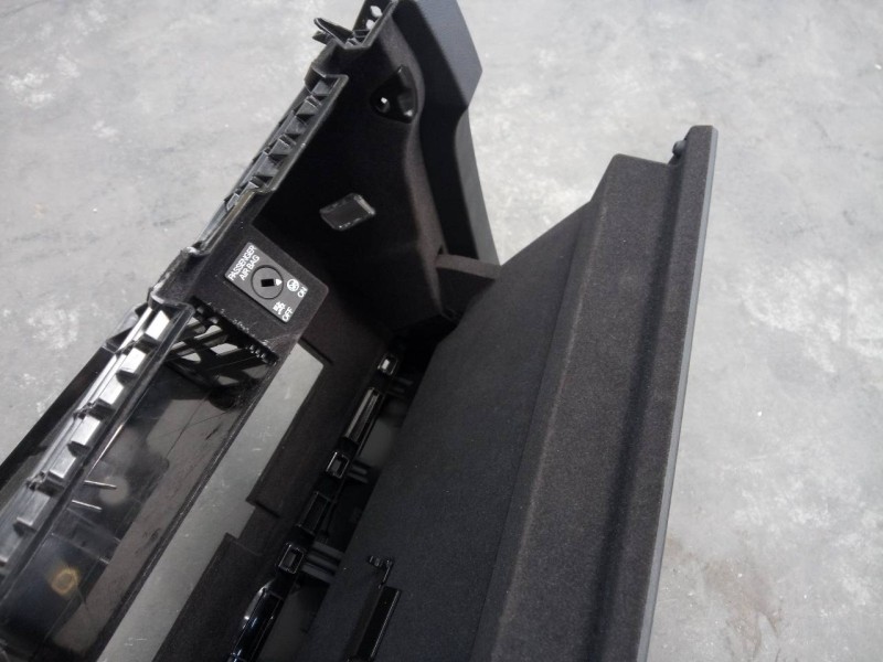 Recambio de guantera para audi q3 sportback (f3n) 35 tfsi s line referencia OEM IAM   