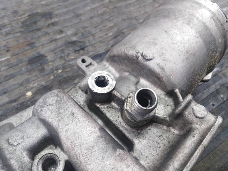 Recambio de soporte filtro aceite para volkswagen touran (1t1) referencia OEM IAM 045115389G  P1-A2-8