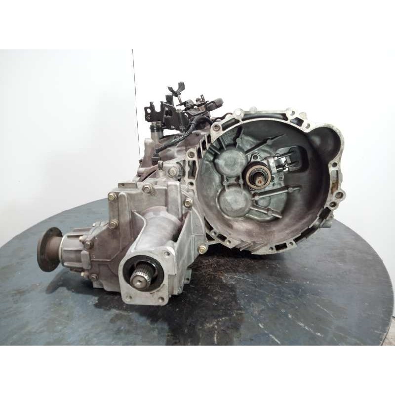 Recambio de caja cambios para hyundai tucson (jm) 2.0 crdi comfort (4wd) referencia OEM IAM S514JE 008450 M1-A2-68