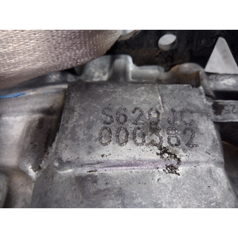 Recambio de caja cambios para kia carens (un) referencia OEM IAM S620JC 000382 M1-A3-156