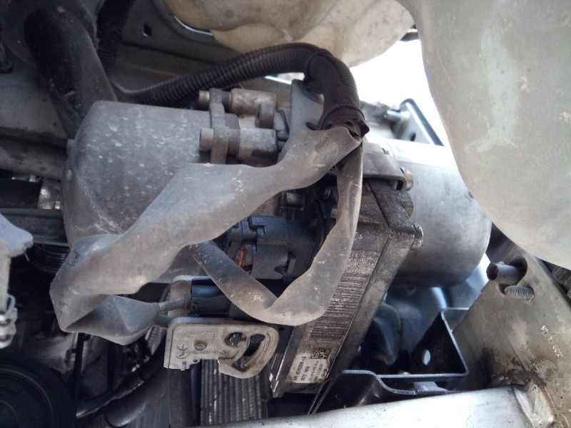 Recambio de bomba direccion para peugeot 5008 allure referencia OEM IAM 057216F6  