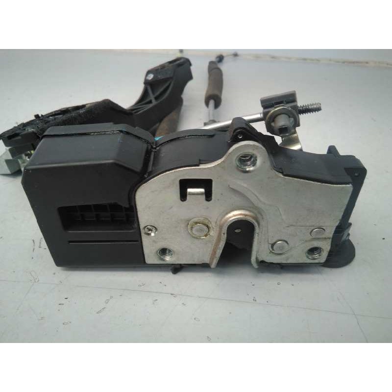 Recambio de cerradura puerta trasera derecha para chevrolet captiva 2.2 vcdi lt 2wd referencia OEM IAM 6555  E2-B6-65-2