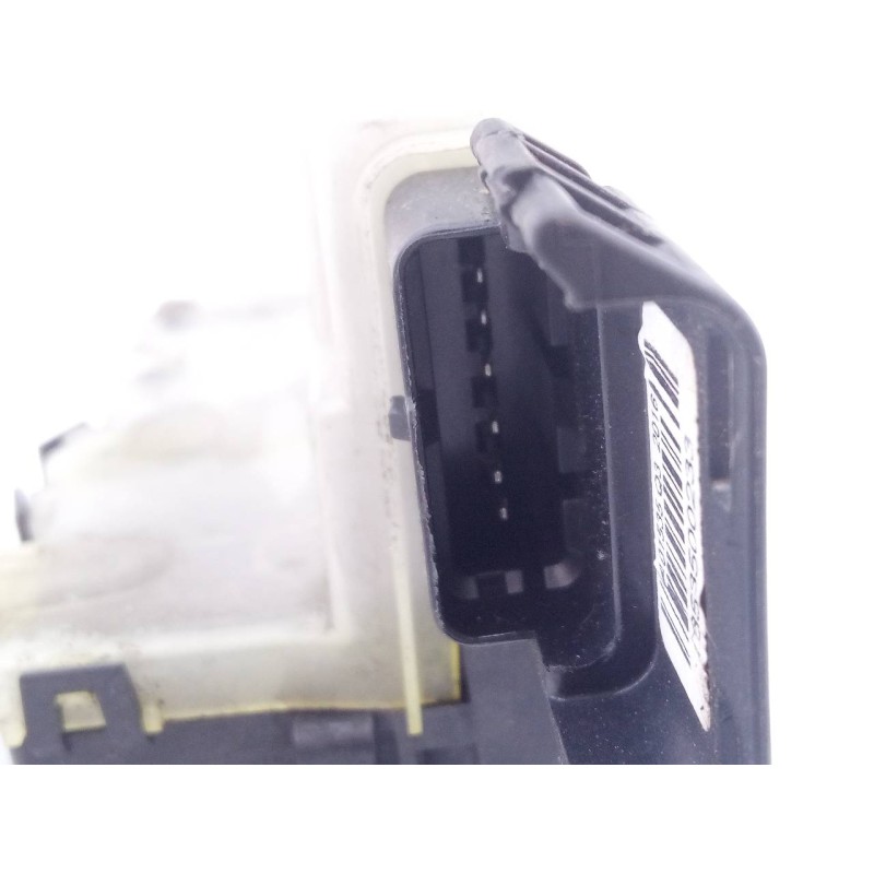 Recambio de cerradura puerta delantera derecha para peugeot 5008 allure referencia OEM IAM 1266N020813  E1-A4-32-2