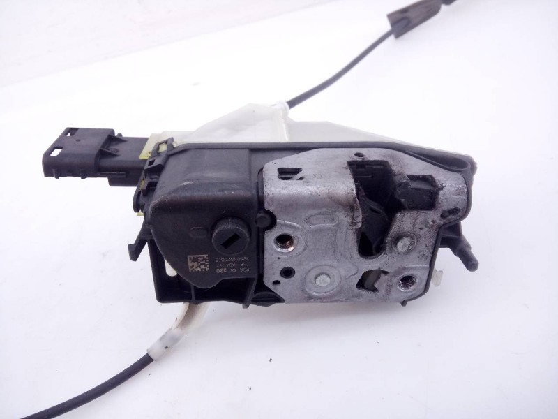 Recambio de cerradura puerta delantera derecha para peugeot 5008 allure referencia OEM IAM 1266N020813  E1-A4-32-2