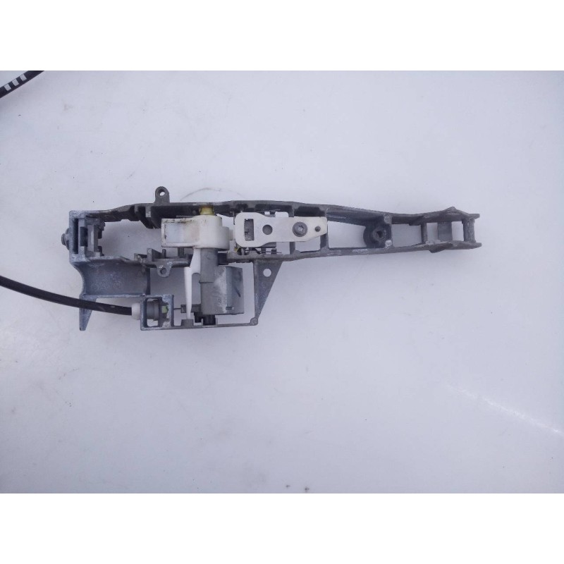 Recambio de cerradura puerta delantera derecha para peugeot 5008 allure referencia OEM IAM 1266N020813  E1-A4-32-2